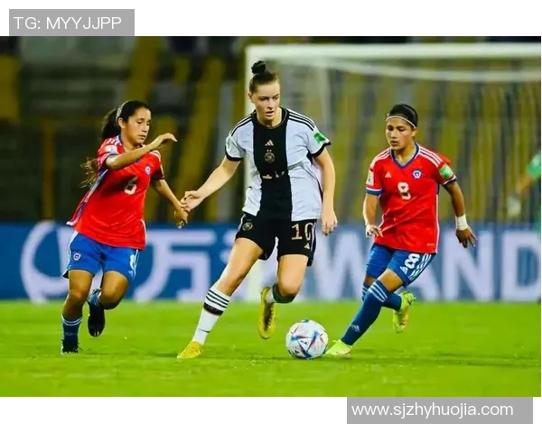 U17马里队与新西兰队激战正酣谁能在青少年足球赛中胜出