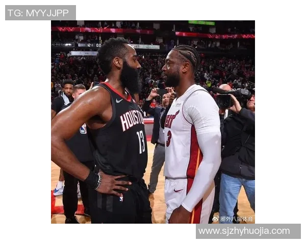 安东尼与韦德的巅峰对决谁能笑到最后篮球传奇的较量与荣耀之路