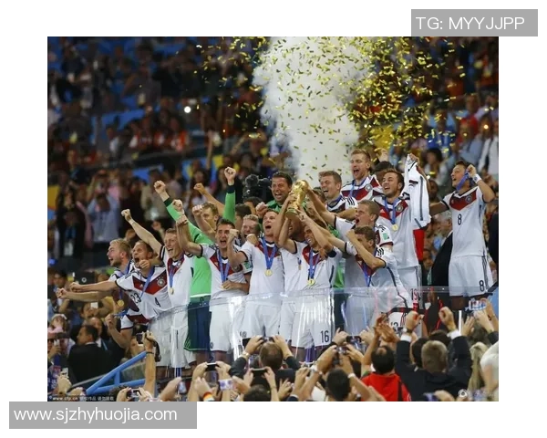 德国与阿根廷激战正酣颁奖典礼见证足球荣耀与激情 德国与阿根廷激战正酣颁奖典礼见证足球荣耀与激情