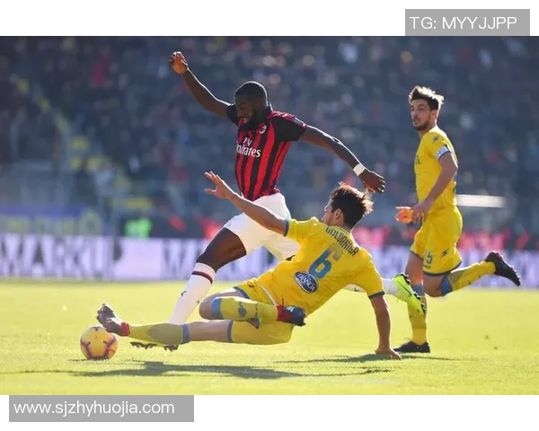 弗洛西诺与尤文图斯激战正酣谁能在意甲赛场上笑到最后 弗洛西诺与尤文图斯激战正酣谁能在意甲赛场上笑到最后