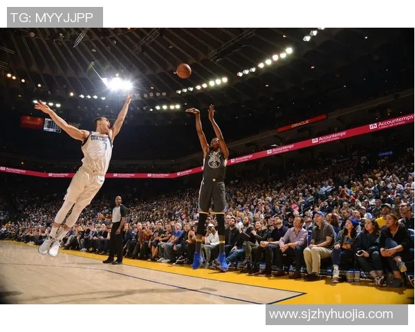 勇士与小牛激战正酣精彩视频直播尽在眼前不容错过