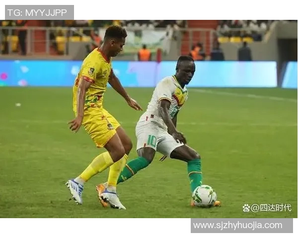 克罗地亚与塞内加尔激战正酣足球盛宴引发全球关注与热议