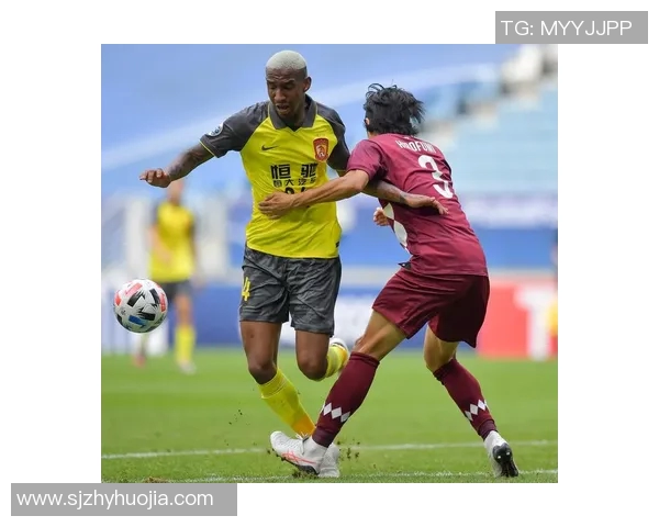 胜利船与恒大首发阵容对比分析揭示双方战术布局与关键球员表现