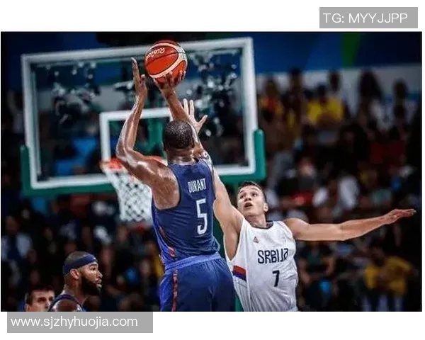 伦敦赛场上演激烈对决美国男篮挑战西班牙队争夺胜利