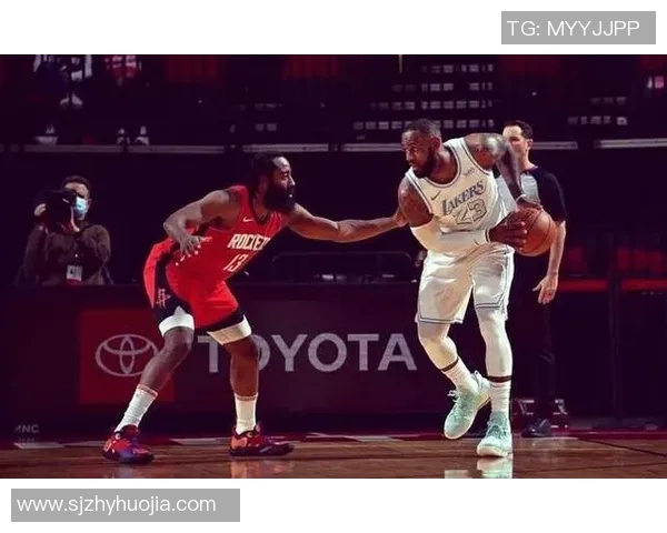 火箭队与湖人队历史对决回顾及未来展望分析