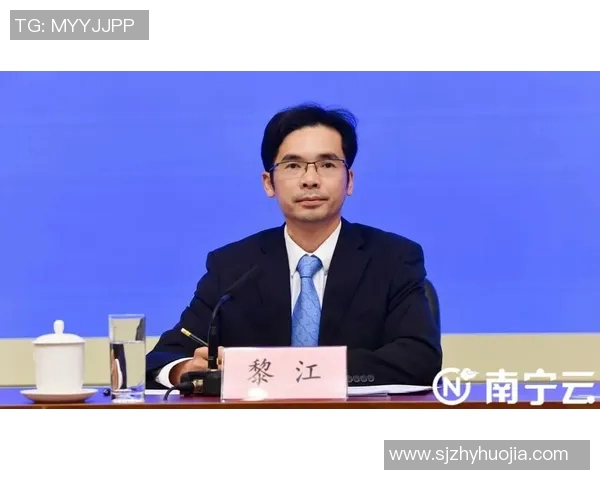 襄阳十中足球比赛精彩瞬间视频直播全程回顾与分析